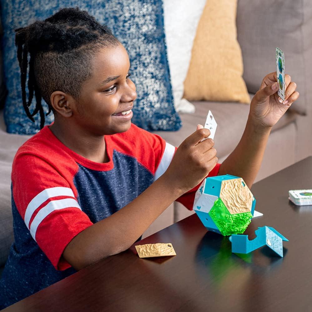 ThinkFun GeoLogic World Changing Logic Puzzle for Ages 8 and Up, Multicolor
