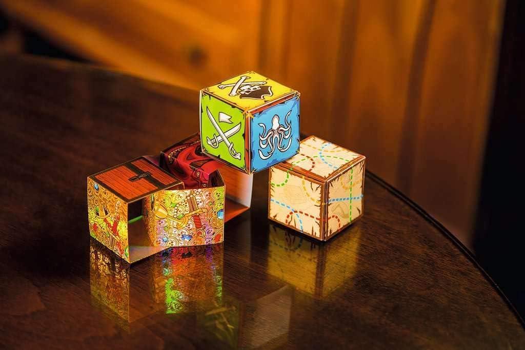 ThinkFun Blockchain (Pirates) STEM Toy and Logic Game for Boys and Girls Age 8 and Up – The Addictive Brainteaser Puzzle